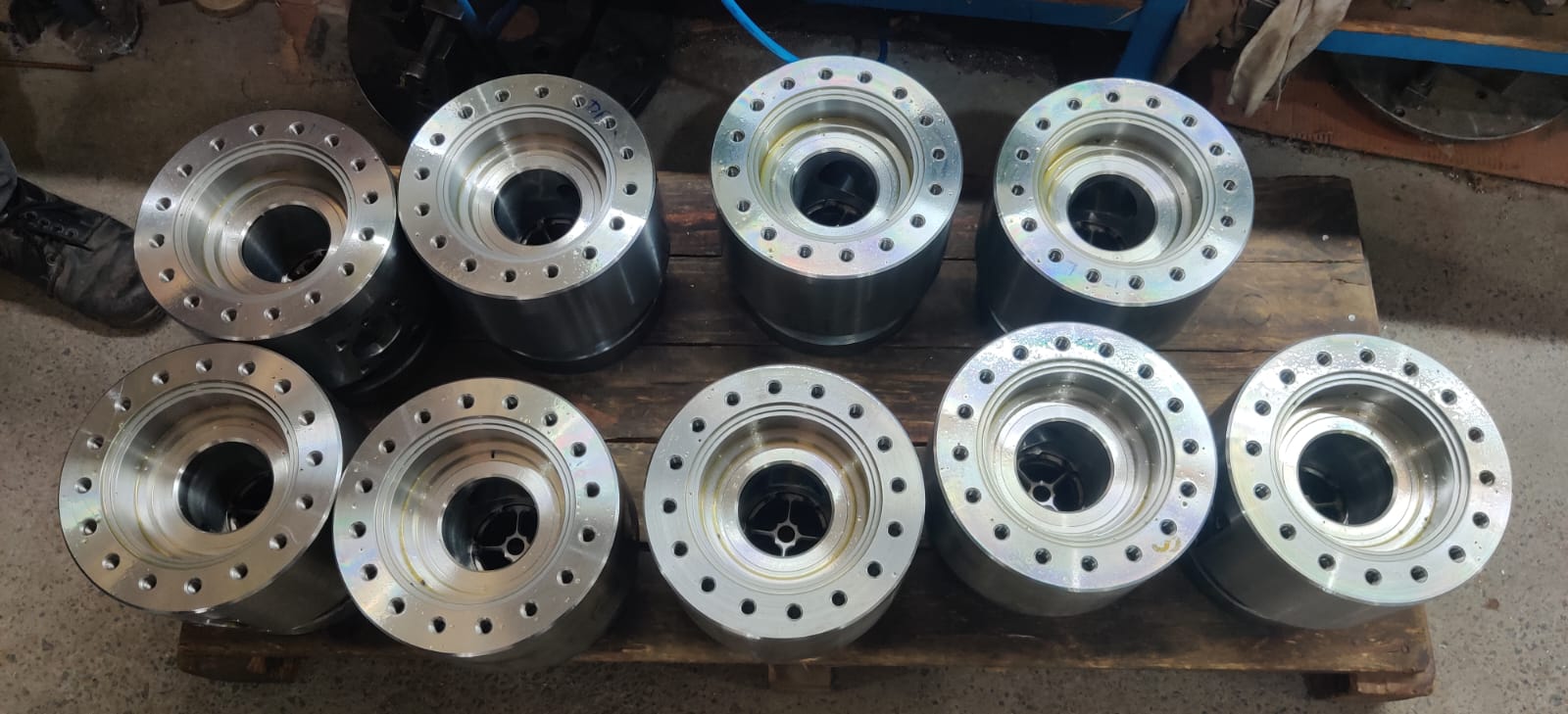 Batch of flanged valve bodies on a pallet
